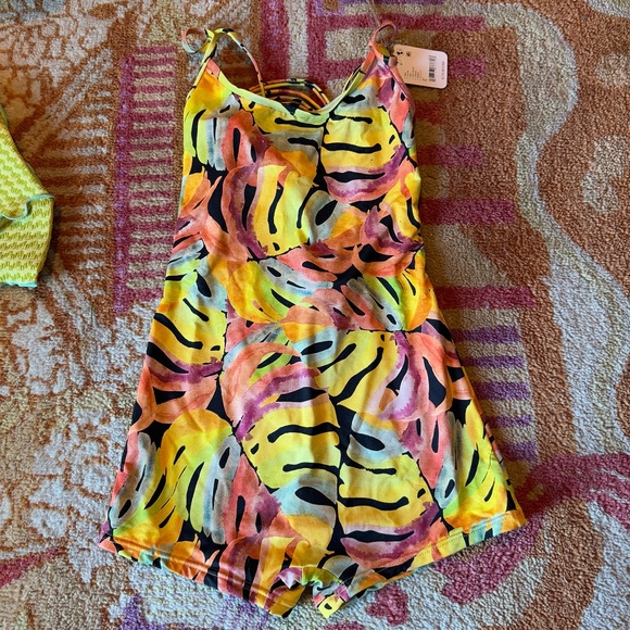 Stone Fox Swim Bobby Surf Suit SZ S NWT Small - Picture 3 of 3